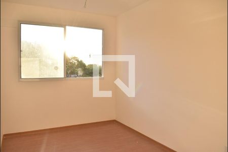 Sala de apartamento para alugar com 2 quartos, 41m² em Inhoaíba, Rio de Janeiro