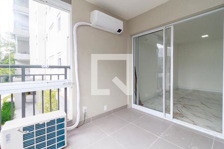 Sala - Varanda de apartamento à venda com 2 quartos, 66m² em Santo Amaro, São Paulo