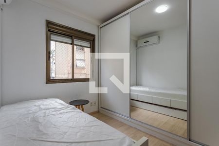 Quarto de apartamento para alugar com 2 quartos, 70m² em Passo da Areia, Porto Alegre