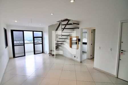 Sala de apartamento para alugar com 2 quartos, 70m² em Recreio dos Bandeirantes, Rio de Janeiro