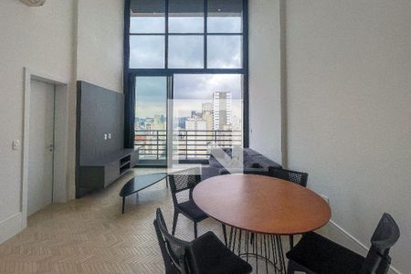 Sala/Cozinha de apartamento para alugar com 2 quartos, 108m² em Cerqueira César, São Paulo