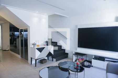 Sala de casa de condomínio à venda com 3 quartos, 160m² em Vila Homero Thon, Santo André