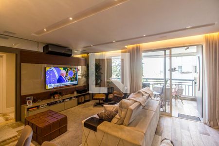 Sala de TV de apartamento à venda com 2 quartos, 104m² em Tamboré, Santana de Parnaíba