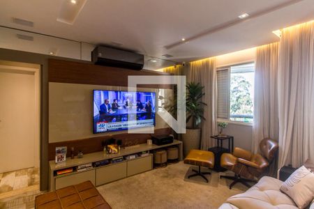 Sala de TV de apartamento à venda com 2 quartos, 104m² em Tamboré, Santana de Parnaíba