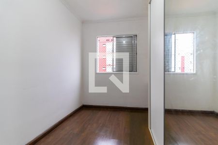 Quarto 1 de apartamento à venda com 2 quartos, 53m² em Vila Carmosina, São Paulo
