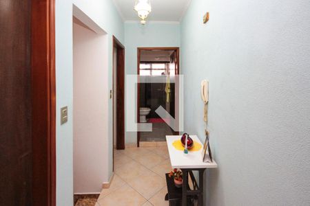 corredor dos Quartos de casa à venda com 3 quartos, 360m² em Vila Antonieta, São Paulo