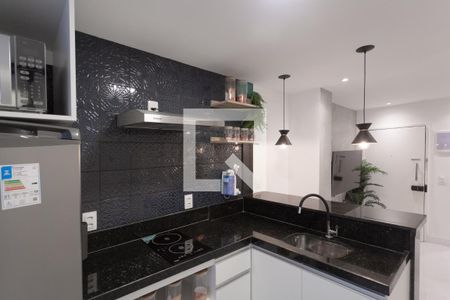 Cozinha de kitnet/studio para alugar com 1 quarto, 35m² em Centro, Rio de Janeiro