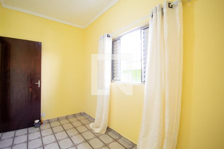 Quarto 2 de casa para alugar com 2 quartos, 65m² em São Pedro, Osasco