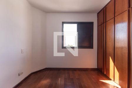 Quarto 1 de apartamento para alugar com 2 quartos, 62m² em Vila Gumercindo, São Paulo