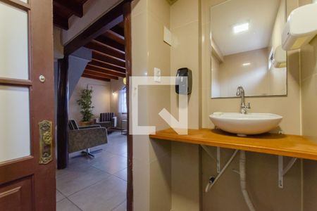 Lavabo de casa para alugar com 2 quartos, 100m² em Lagoa da Conceição, Florianópolis