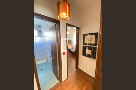 Banheiro de apartamento à venda com 2 quartos, 190m² em Santa Tereza, Belo Horizonte
