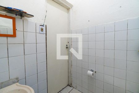 Banheiro de casa para alugar com 1 quarto, 26m² em Jardim Oriental, São Paulo