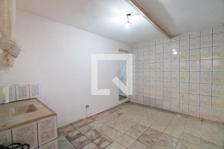 Cozinha de casa para alugar com 1 quarto, 26m² em Jardim Oriental, São Paulo