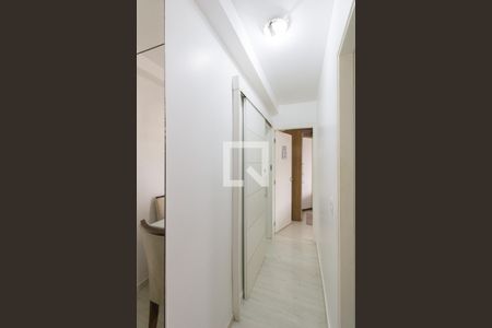 Corredor de apartamento para alugar com 2 quartos, 50m² em Jacarepaguá, Rio de Janeiro