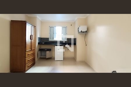 Sala/Cozinha de kitnet/studio para alugar com 1 quarto, 15m² em Pompeia, São Paulo