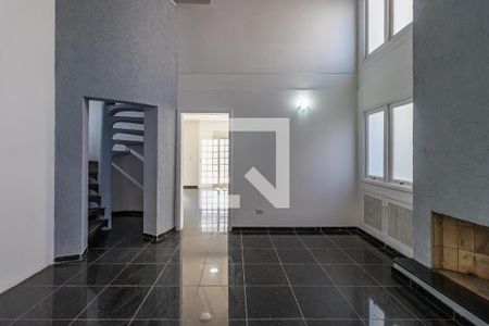 Sala de casa de condomínio para alugar com 4 quartos, 359m² em Alphaville, Santana de Parnaíba