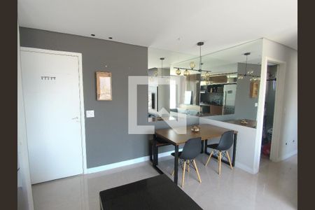 Sala  de apartamento à venda com 2 quartos, 47m² em Vila Galvão, Guarulhos