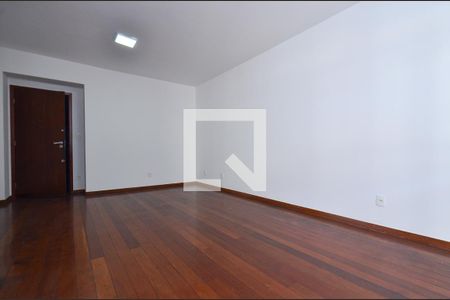Sala de estar de apartamento à venda com 3 quartos, 125m² em Ipiranga, Belo Horizonte