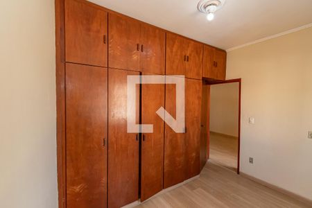 Quarto 1 de casa para alugar com 3 quartos, 130m² em Vila Industrial, Campinas