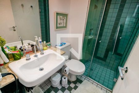 Banheiro Corredor de apartamento à venda com 4 quartos, 100m² em Jardim Ampliação, São Paulo