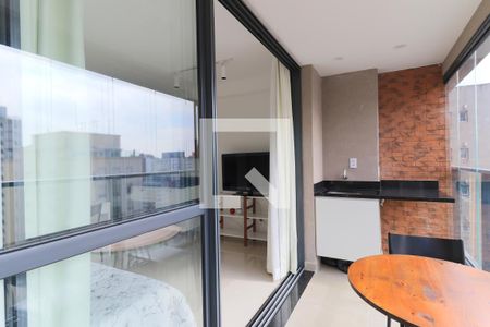 Varanda de kitnet/studio para alugar com 1 quarto, 30m² em Campo Belo, São Paulo