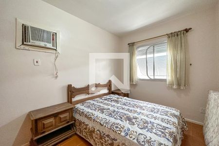 Quarto  de apartamento para alugar com 2 quartos, 97m² em Jardim Tres Marias, Guarujá