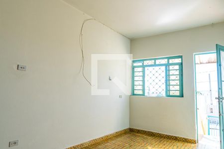 Sala de casa à venda com 3 quartos, 327m² em Vila Carminha, Campinas