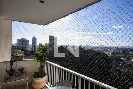 Varanda de apartamento à venda com 4 quartos, 345m² em Vila Sonia , São Paulo
