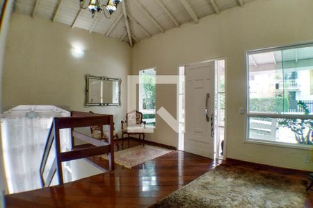 Sala 1 de casa à venda com 4 quartos, 277m² em Vila Progresso, Niterói