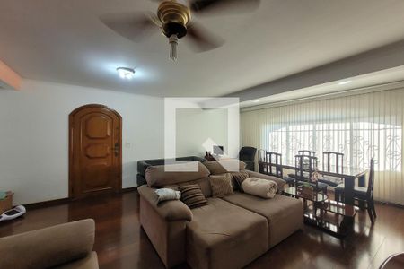 Sala de casa para alugar com 3 quartos, 245m² em Jardim Maria Estela, São Paulo