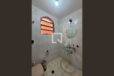 Lavabo de casa para alugar com 3 quartos, 245m² em Jardim Maria Estela, São Paulo