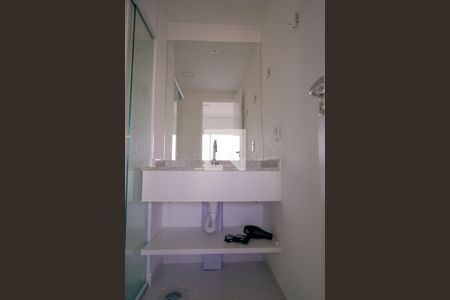 Banheiro  de kitnet/studio para alugar com 1 quarto, 27m² em Liberdade, São Paulo