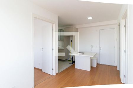 Sala de apartamento para alugar com 2 quartos, 37m² em Liberdade, São Paulo