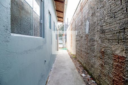 Hall de entrada de casa para alugar com 1 quarto, 16m² em Parolin, Curitiba