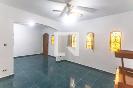 Sala de estar de casa à venda com 2 quartos, 135m² em Vila Jupiter, São Bernardo do Campo
