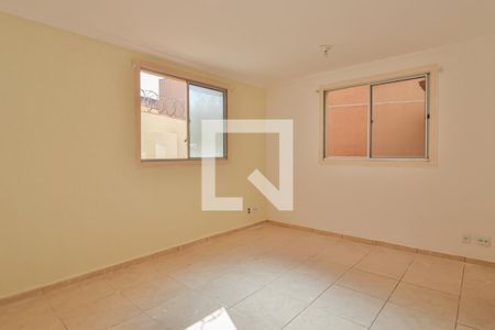 Sala de casa de condomínio à venda com 2 quartos, 60m² em São Geraldo, Belo Horizonte