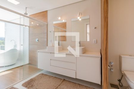 Casa de condomínio à venda com 380m², 3 quartos e 3 vagas Casa de condomínio à venda com 380m², 3 quartos e 3 vagasQuarto 1 - Suíte