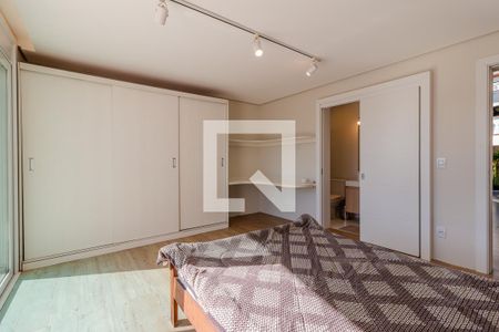 Casa de condomínio à venda com 380m², 3 quartos e 3 vagas Casa de condomínio à venda com 380m², 3 quartos e 3 vagasQuarto 3