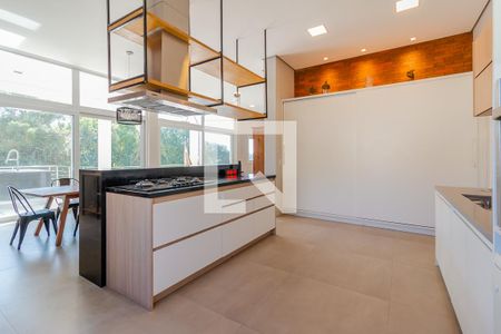 Casa de condomínio à venda com 380m², 3 quartos e 3 vagas Casa de condomínio à venda com 380m², 3 quartos e 3 vagasCozinha