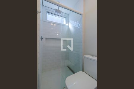 Casa de condomínio à venda com 380m², 3 quartos e 3 vagas Casa de condomínio à venda com 380m², 3 quartos e 3 vagasQuarto 3 - Suíte