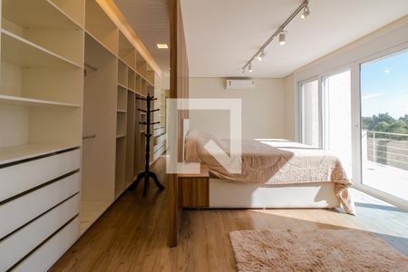 Casa de condomínio à venda com 380m², 3 quartos e 3 vagas Casa de condomínio à venda com 380m², 3 quartos e 3 vagasQuarto 1