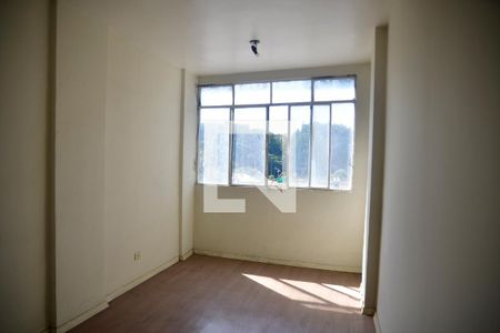 Sala/Quarto de apartamento à venda com 1 quarto, 25m² em Santa Ifigênia, São Paulo