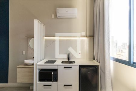 Cozinha de kitnet/studio para alugar com 1 quarto, 22m² em Paraíso, São Paulo