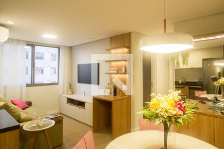 Sala de apartamento para alugar com 2 quartos, 55m² em Santo Amaro, São Paulo