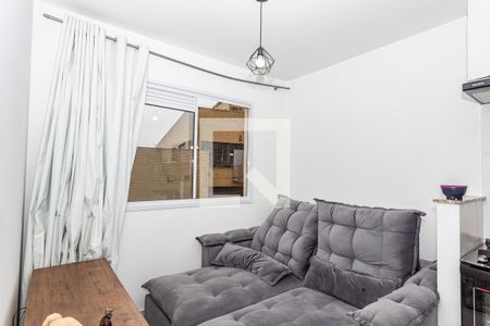 Sala/Cozinha de apartamento à venda com 2 quartos, 32m² em Parque Fongaro, São Paulo