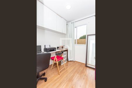 Quarto 1 de apartamento à venda com 2 quartos, 32m² em Parque Fongaro, São Paulo