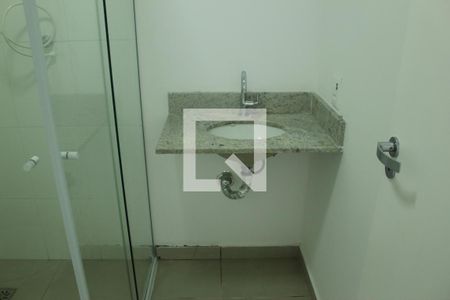 Banheiro de apartamento para alugar com 1 quarto, 34m² em Socorro, São Paulo