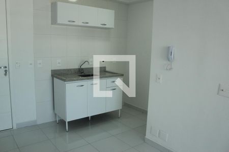 Sala/Cozinha/Área de Serviço de apartamento para alugar com 1 quarto, 34m² em Socorro, São Paulo