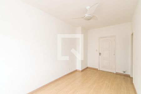 Sala de apartamento para alugar com 2 quartos, 60m² em Penha Circular, Rio de Janeiro