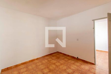 Quarto 1 de casa para alugar com 2 quartos, 80m² em Vila Mafra, São Paulo